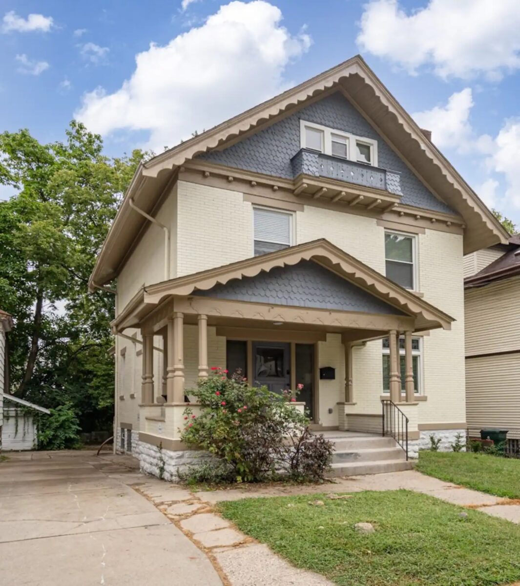 2212 Maplewood Avenue